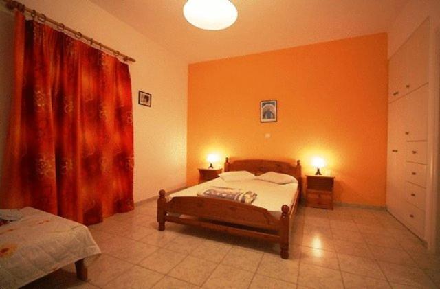 Antonio Studios Naxos City Rum bild